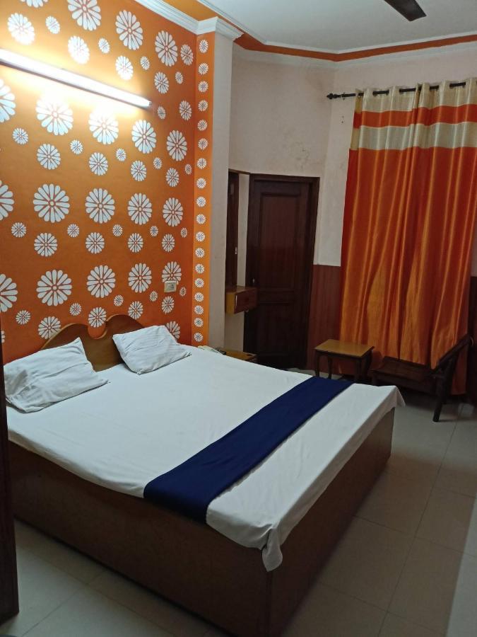 Sunrise Hotel Jalandhar Exterior foto