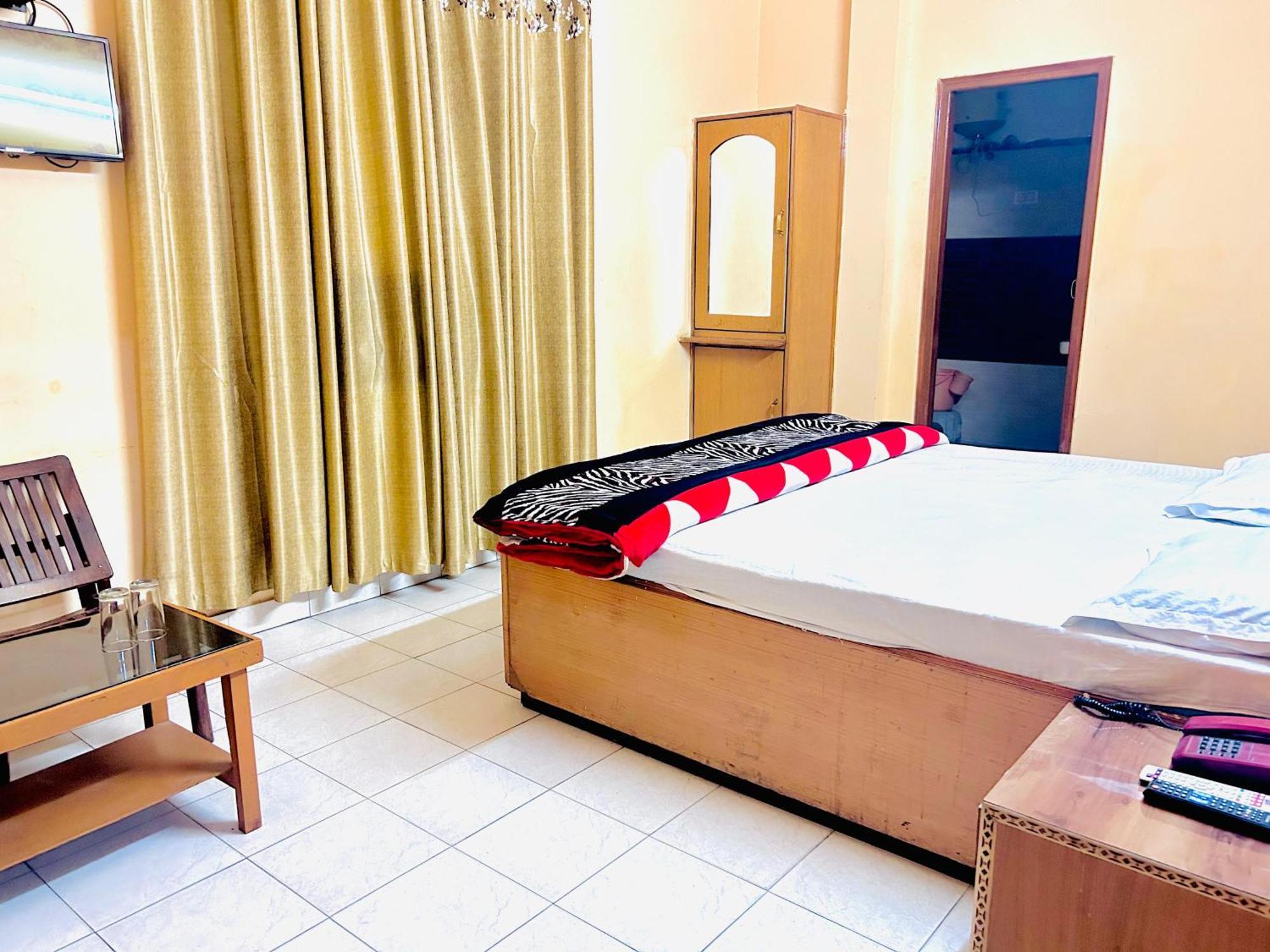 Sunrise Hotel Jalandhar Exterior foto